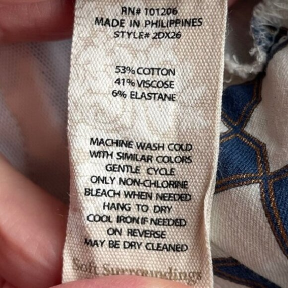 Soft Surroundings Women's Tile Print Stretch Straight Leg Ankle Pants, Size L - Picture 7 of 7